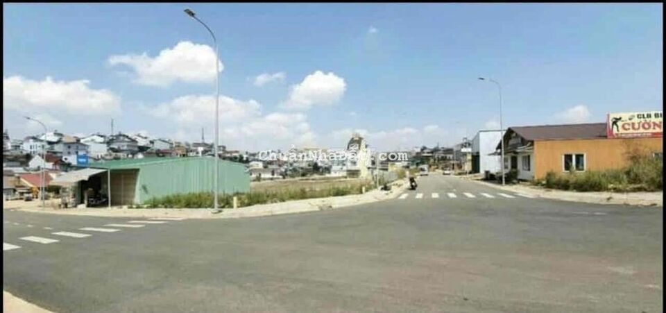 bán gấp lô đất biệt thự Hùng Vương p10 gần chung cư 23.7tr/m2