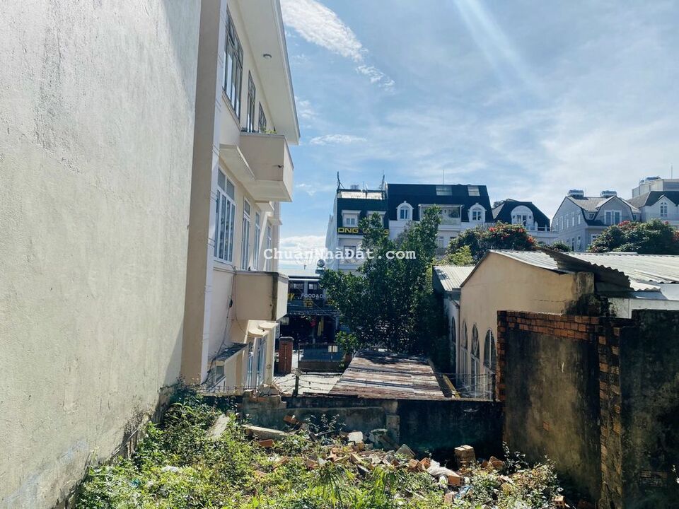 HẠ GIÁ BÁN NHANH LÔ ĐẤT HUỲNH THÚC KHÁNG NGAY TRUNG TÂM HÀNH CHÍNH HẠ GIÁ BÁN NHANH LÔ ĐẤT HUỲNH THÚC KHÁNG NGAY TRUNG TÂM HÀNH CHÍNH