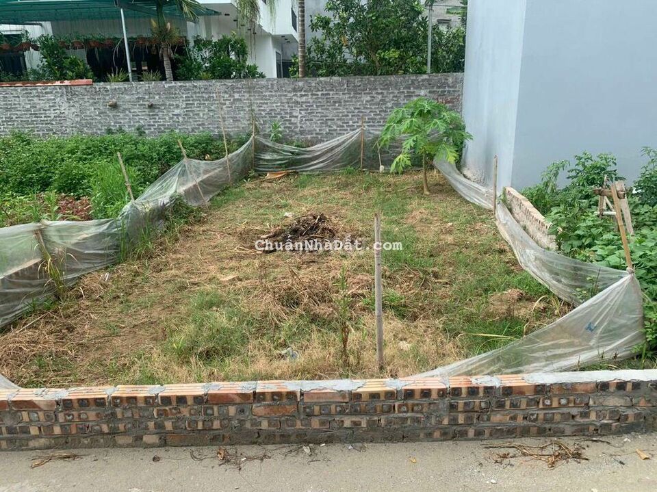 Bán gấp mảnh đất giá rẻ khu Vân Trì, Vân Nội