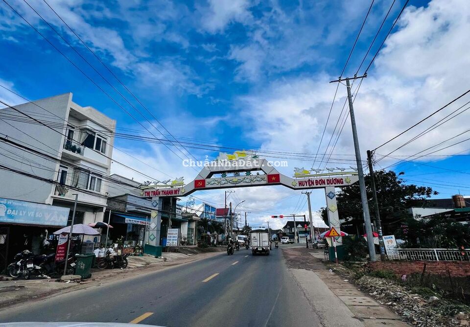 Đất Mặt Tiền Trải Nhựa gần Trung Tâm, Truờng,UBND,Lên ĐÀ LẠT chỉ 30P. Đất Mặt Tiền Trải Nhựa gần Trung Tâm, Truờng,UBND,Lên ĐÀ LẠT chỉ 30P.