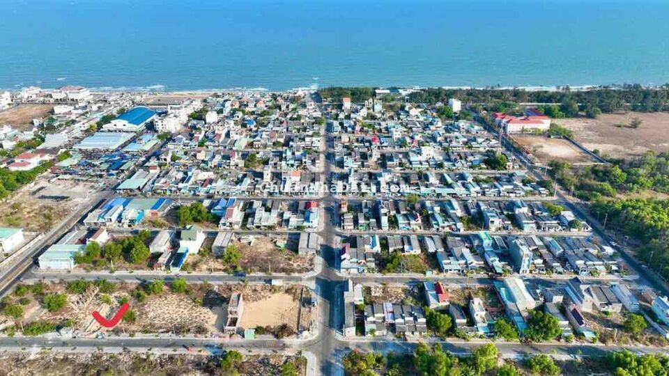 TÁI ĐỊNH CƯ PHƯỚC HẢI BÊN CHỢ PHƯỚC HẢI ĐI BỘ RA BIỂN 800M - 5x20M