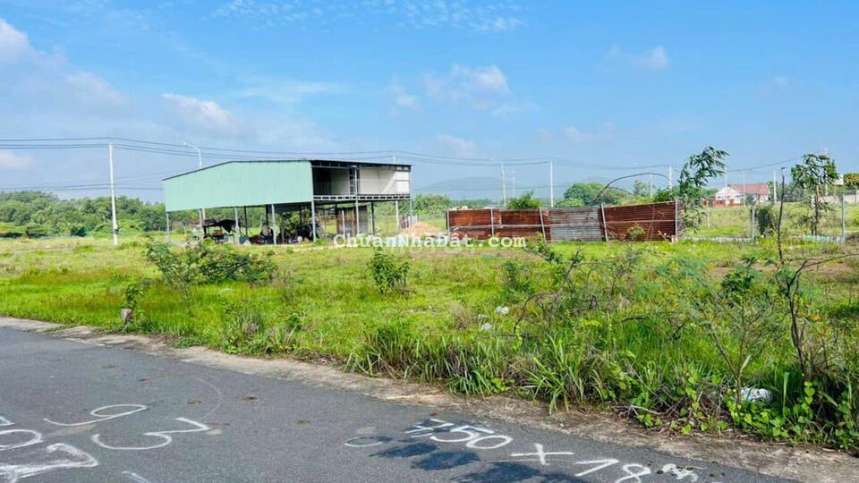 BÁN ĐẤT ĐƯỜNG NHỰA PHƯỚC HỘI ĐẤT ĐỎ BRVT NGAY TL44B 7,5X19 TC100M