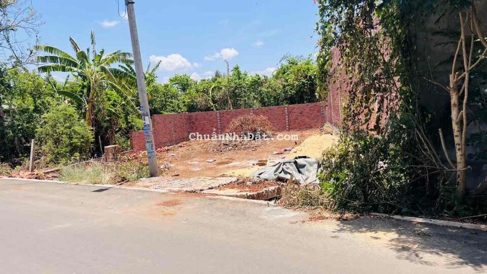 NGUYỄN KIỆM - TT ĐẤT ĐỎ CÁCH TỈNH LỘ 52 CHỈ 30M- 11x20M