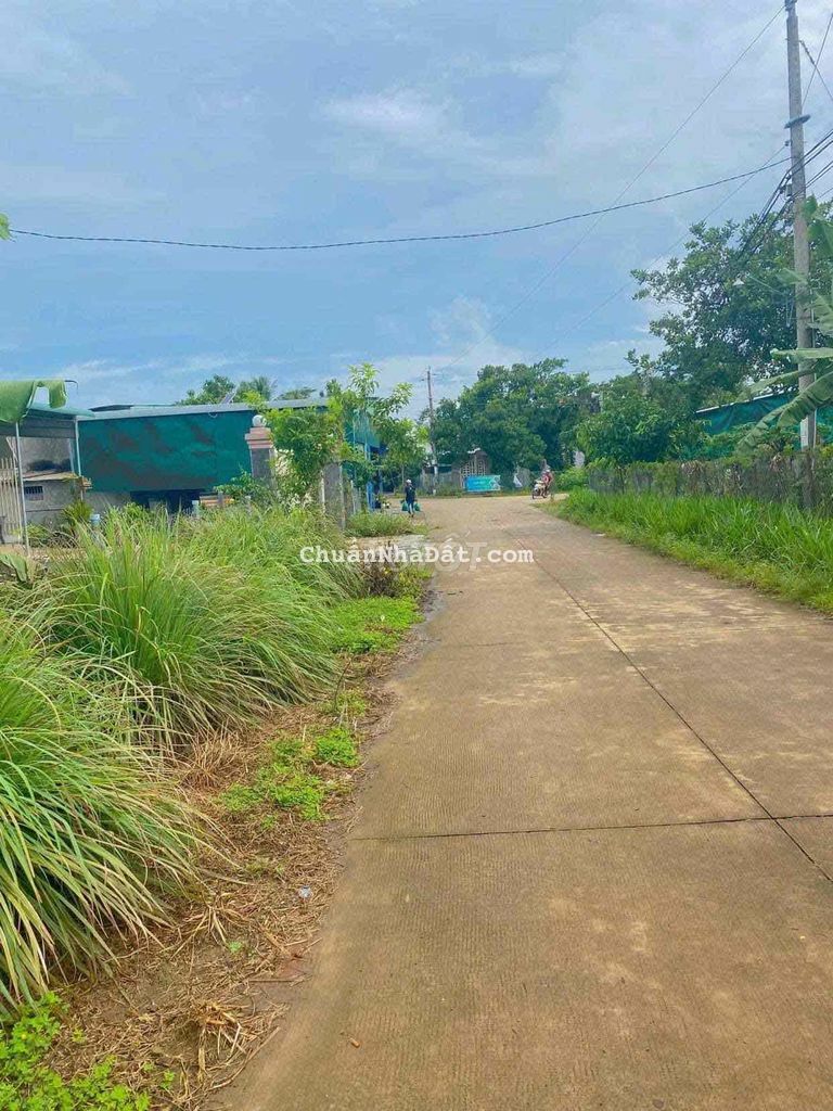 Cần tiền GẤP mua 750tr bán 390 nền thổ cư 5.2x45 dân cư đông đường lớn Cần tiền GẤP mua 750tr bán 390 nền thổ cư 5.2x45 dân cư đông đường lớn