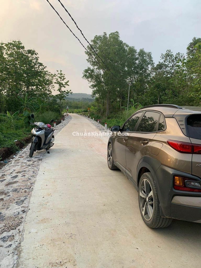 BÁN LÔ ĐẤT VƯỜN 3200M2 KHU DÂN CƯ GIÁ RẺ 850TR