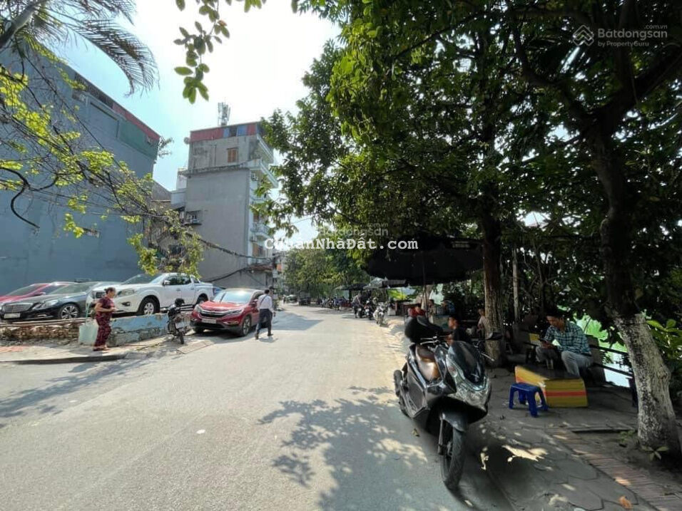 Bán mảnh đất vàng phố, hồ Phương Mai, Đống Đa, lô góc, view hồ, ở sướng, kd đỉnh, 185m2 x mt 15m