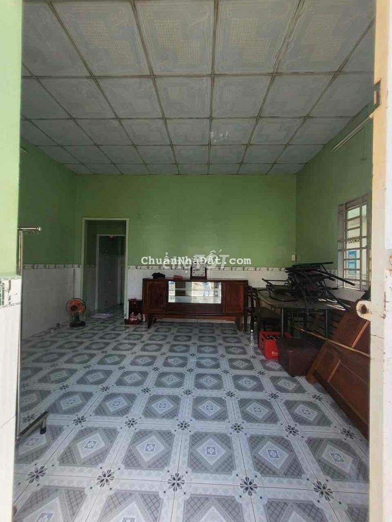 Cần Bán  nhà trong thành phố đồng xoài