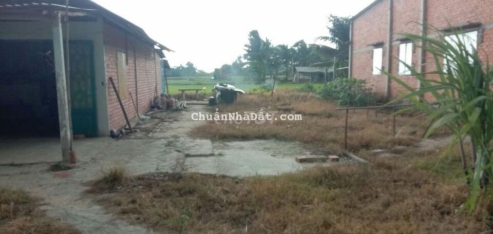 Bán đất vườn diện tích 264mv giá 650tr