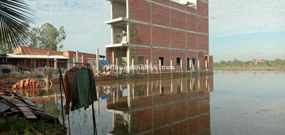 Bán đất thổ cư diện tích 306mv giá 950tr