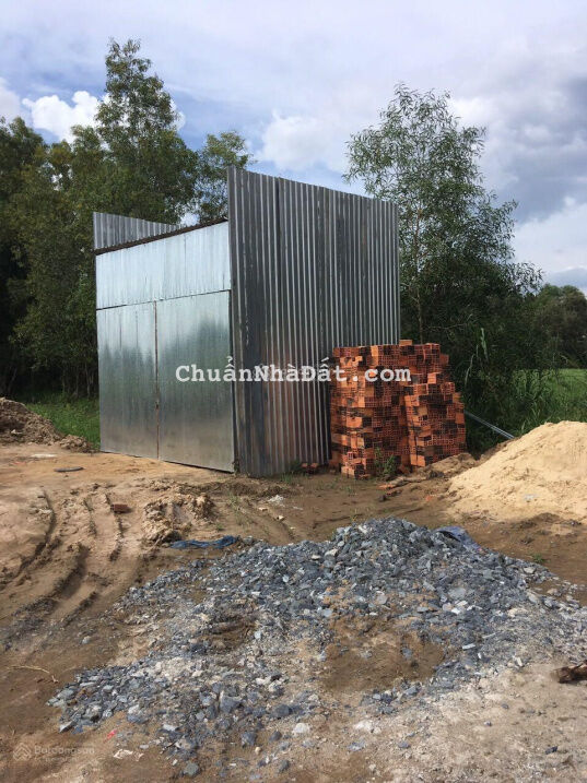 Chuyển công tác cần bán lô đất 1000m2 full thổ cư giá 4.5 tỷ