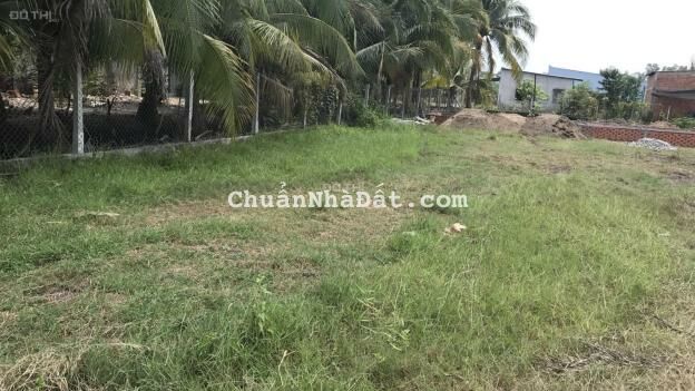 Cần bán gấp miếng đất 150m2 ngay chợ Hòa Khánh 2 mặt đường giá ngộp 850tr SHR, 0938 192 162