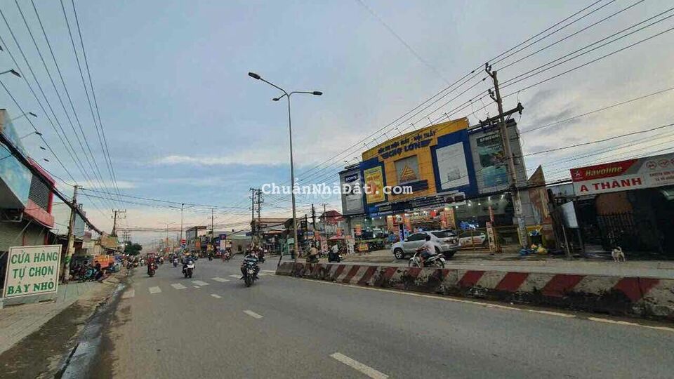 Đất ở Đức Hoà