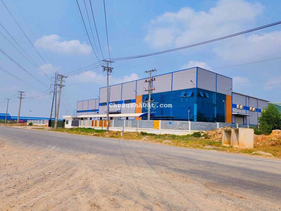 Bán nền B2 View Trung tâm thương mại 90m2 Dragon Pearl Long An Bán nền B2 View Trung tâm thương mại 90m2 Dragon Pearl Long An