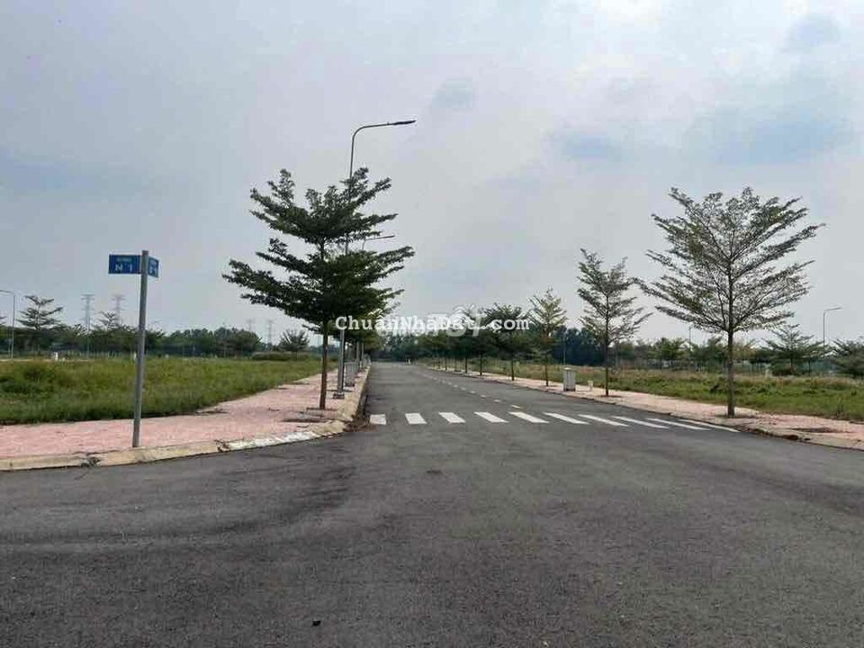 Cần Tiền Bán Gấp Đất Gần Ngã 3 Đức Hoà