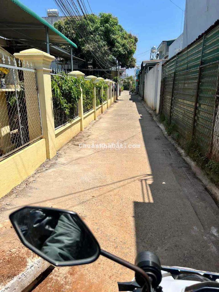 150m2 đất full thổ cư cách chợ liên nghĩa đức trọng 100, hẻm 3,5m 150m2 đất full thổ cư cách chợ liên nghĩa đức trọng 100, hẻm 3,5m