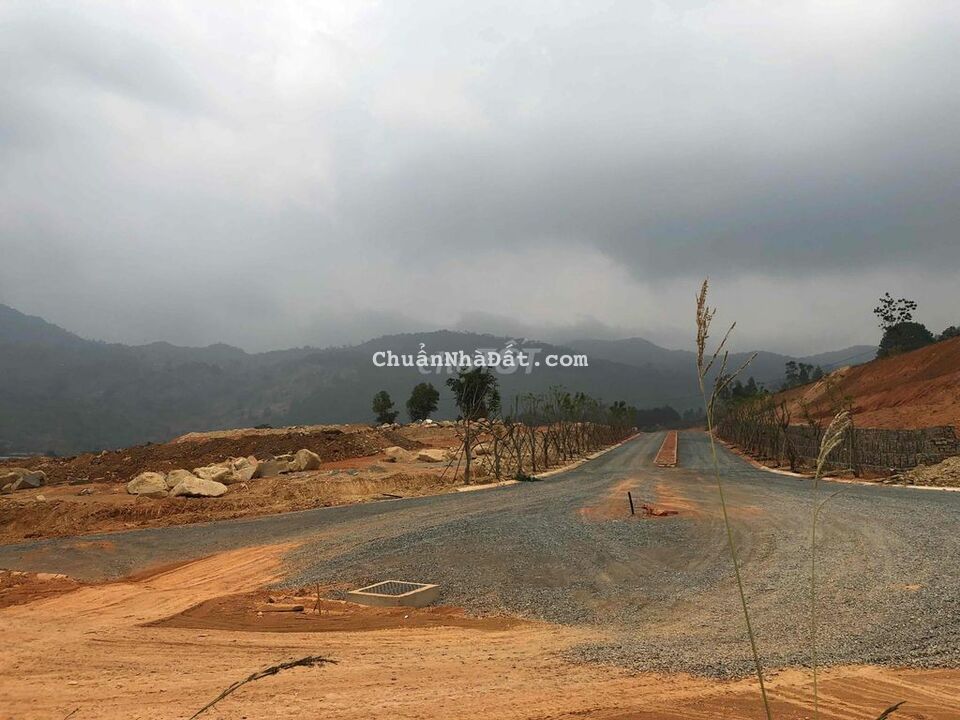 9x90m sẵn 400m xây dựng, đường nhựa 8m cách quốc lộ 100m