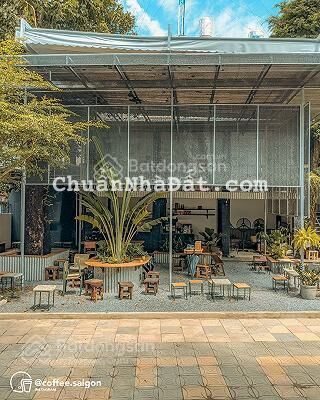 Ngang 28m - cho thuê biệt thự sân vườn 42 Hoàng Hoa Thám, Quận Bình Thạnh Ngang 28m - cho thuê biệt thự sân vườn 42 Hoàng Hoa Thám, Quận Bình Thạnh