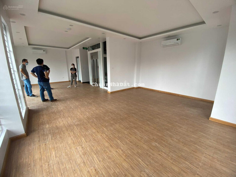 Cho thuê biệt thự Vimeco Nguyễn Chánh. Vị trí đẹp. DT 150m2 MT 9m, 4 nổi, 1 hầm. Thông sàn giá 50tr Cho thuê biệt thự Vimeco Nguyễn Chánh. Vị trí đẹp. DT 150m2 MT 9m, 4 nổi, 1 hầm. Thông sàn giá 50tr