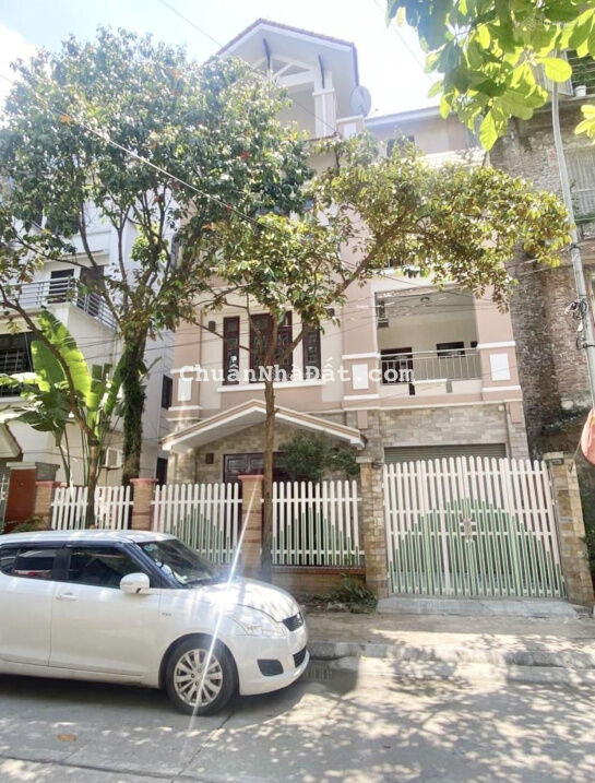 Chính chủ cho thuê nguyên căn biệt thự 409 Tam Trinh Chính chủ cho thuê nguyên căn biệt thự 409 Tam Trinh