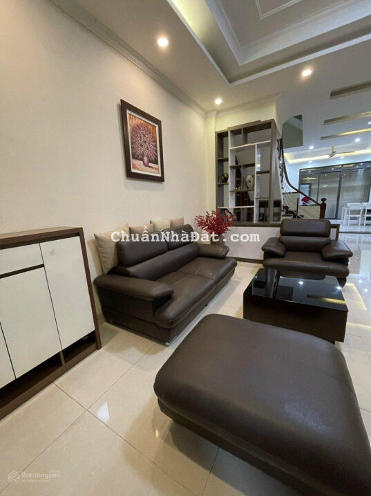 Cho thuê LK khu đô thị Văn Quán, Nguyễn Khuyến, ô tô đỗ cửa. HĐ. Dt 90m2, mt 5m, 4 tầng. Giá 23tr