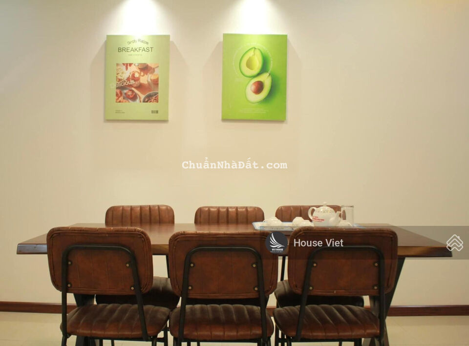 Cho thuê nhà đẹp đường Mai Thúc Lân - cách biển 200m