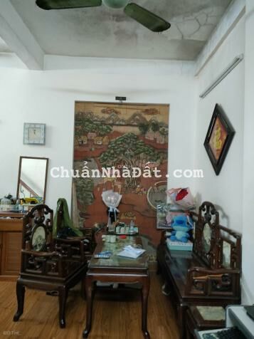 Nhà giảm giá cho thuê gấp căn hộ đối diện chợ Hôm, đẹp, khép kín giá rẻ phố Huế 45m, 3 mặt thoáng Nhà giảm giá cho thuê gấp căn hộ đối diện chợ Hôm, đẹp, khép kín giá rẻ phố Huế 45m, 3 mặt thoáng