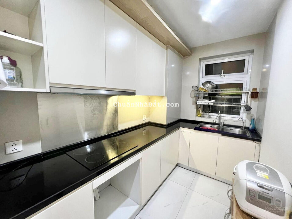 Chính chủ cho thuê CC cao cấp 6* full đồ 72m2 2PN 505 Hoà Bình Green City Chính chủ cho thuê CC cao cấp 6* full đồ 72m2 2PN 505 Hoà Bình Green City