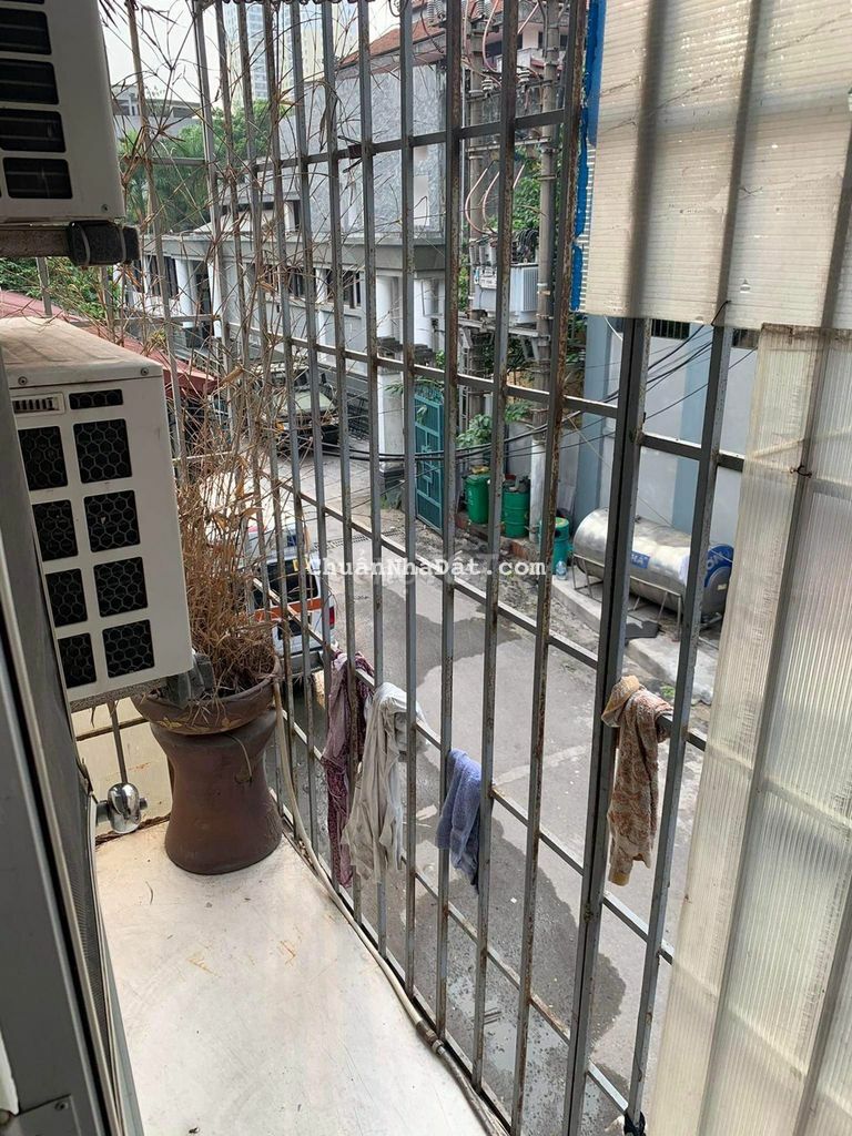 Cho thuê căn hộ 99 m2, 3 PN, 2 WC, đủ NL, ĐH, SẠCH, ĐẸP 9,5 tr/th.