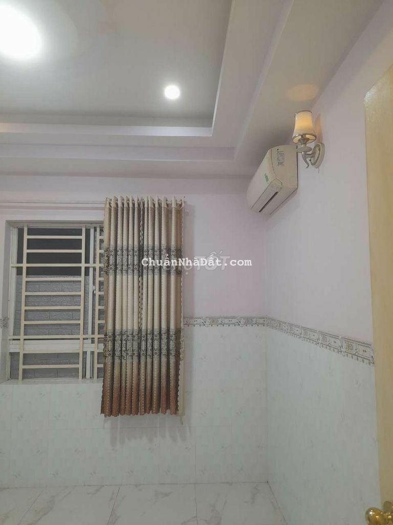 Cho thuê căn chung cư Quân khu 7 đủ nội thất Nhà mới đẹp như hình