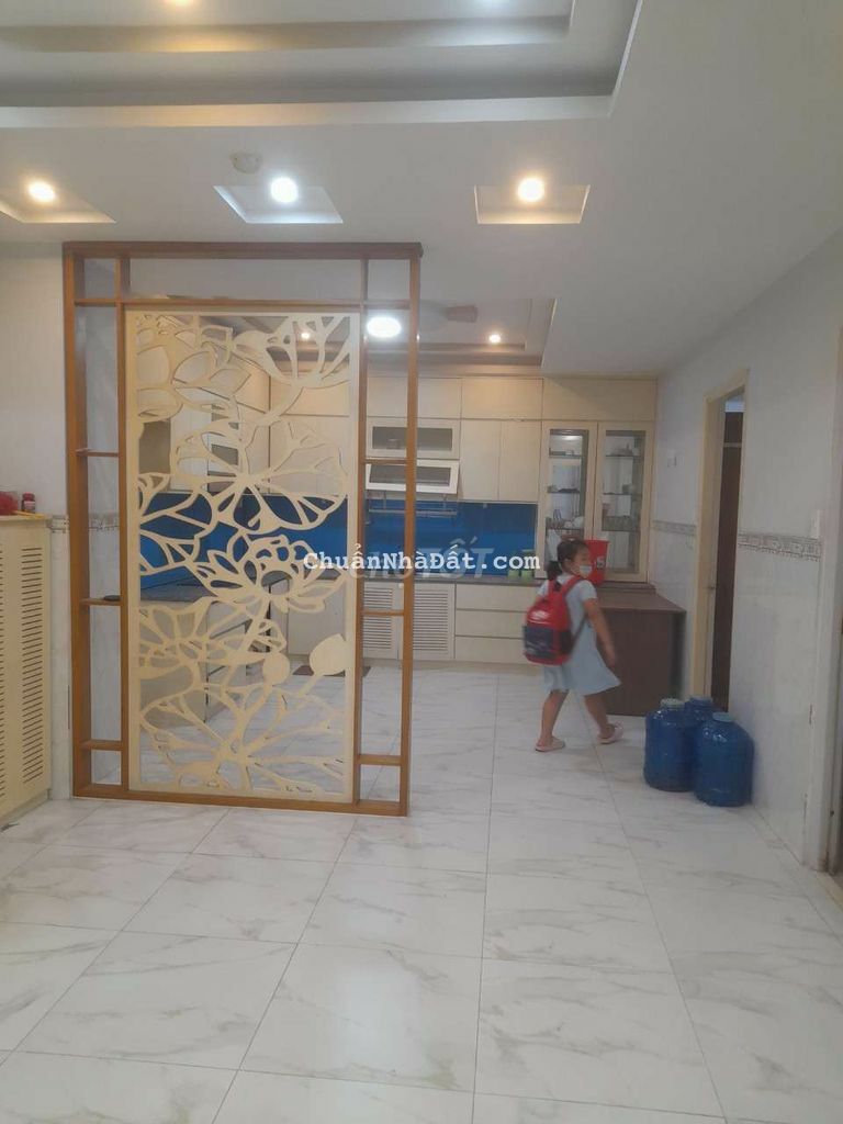 Cho thuê căn chung cư Quân khu 7 đủ nội thất Nhà mới đẹp như hình