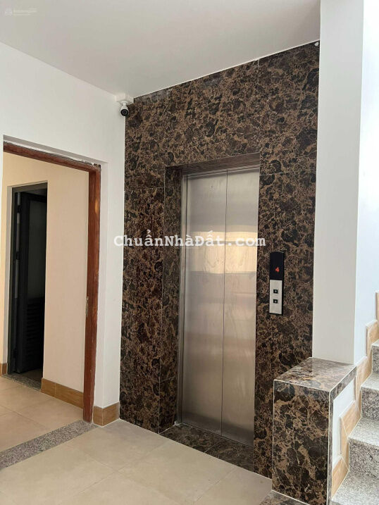 Cho thuê CHDV 2PN 2WC ban công, có hồ bơi + gym ở Ng Văn Hưởng, Thảo Điền Q2. 14,5 triệu