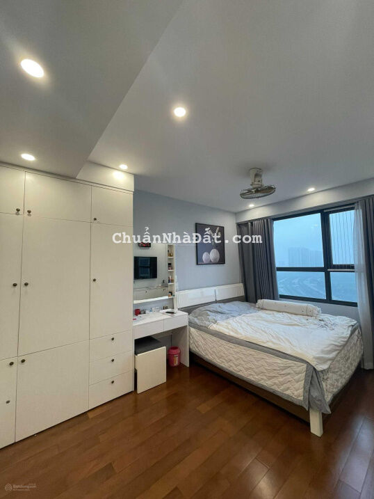 Cho thuê chung cư Ngụy Như Kon Tum - 145m2, 3 pn đồ cơ bản cho làm văn phòng hoặc ở. 0869398919