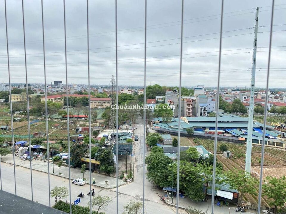 Cho thuê chung cư Lạc Hồng Westlake 82m 2 ngủ,3Đh 10 triệu