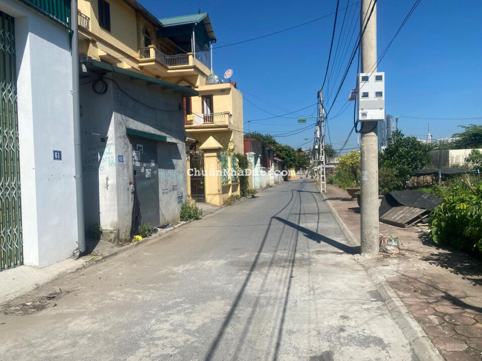 Chính chủ cho thuê 170m2 nhà xưởng Kiêu Kỵ Gia Lâm xe tải lớn ra vào, giá 10tr/tháng. LH 0902132489 Chính chủ cho thuê 170m2 nhà xưởng Kiêu Kỵ Gia Lâm xe tải lớn ra vào, giá 10tr/tháng. LH 0902132489