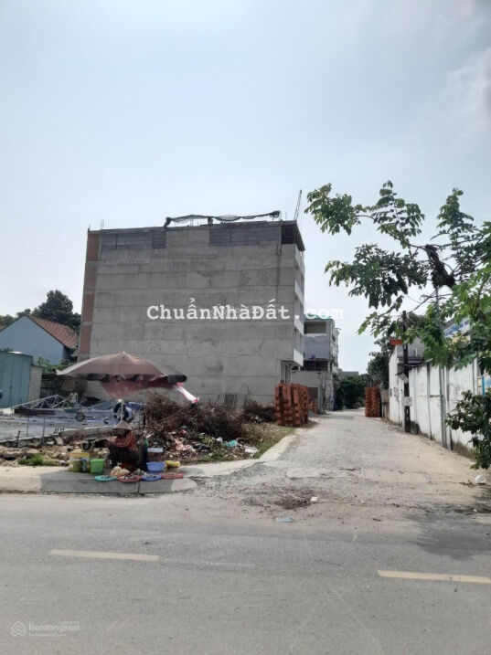 Cho thuê lô góc 2 mặt tiền Võ Văn Hát P. Long Trường Q9, buôn bán ngành nghề gì cũng tiện