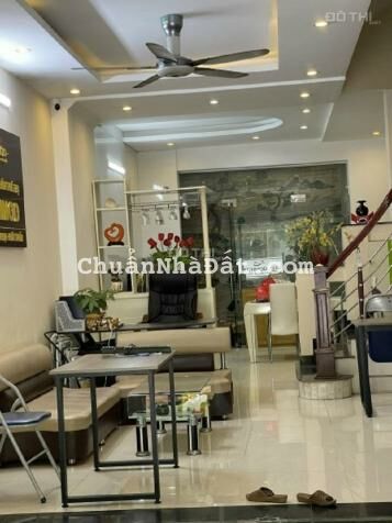 Cho thuê nhà Đào Tấn, Lô góc 85m2 x 3 tầng làm Nhà Hàng, café, quán bar