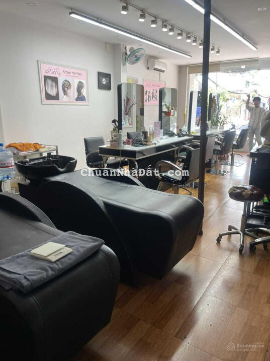 CHo thuê nhà MT Phan Văn trị, Bình Thạnh 6x15m, trệt + 2 lầu, sàn suốt, nhà mới - Giá 30 tr CHo thuê nhà MT Phan Văn trị, Bình Thạnh 6x15m, trệt + 2 lầu, sàn suốt, nhà mới - Giá 30 tr