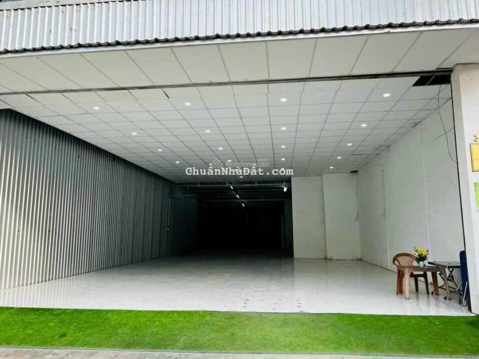 Cho thuê nhà mặt tiền đường Quang Trung ngang 12m giá 40 triệu tháng