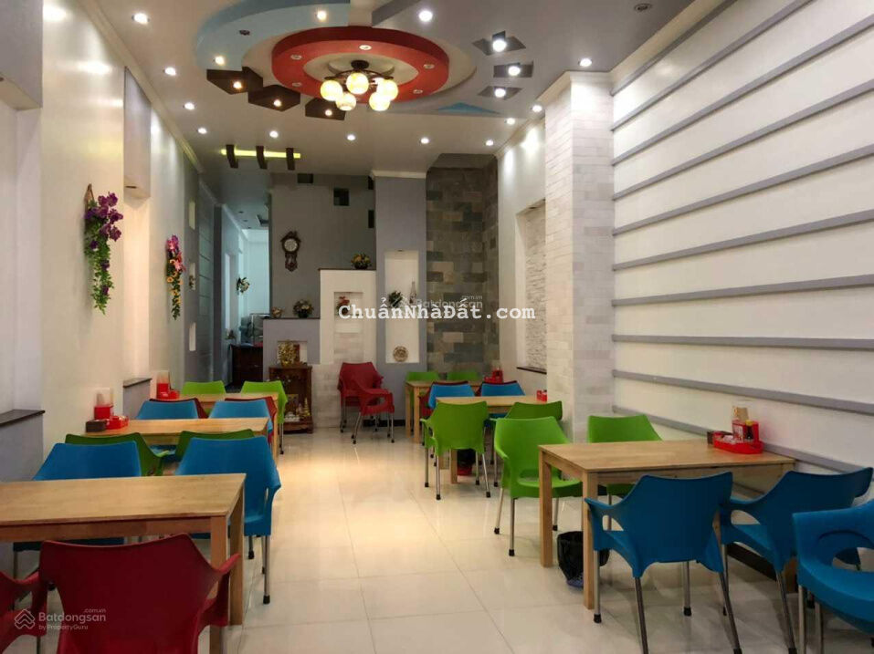 Cho thuê nhà mặt tiền nguyên căn gần siêu thị Go giá 15 triệu tháng