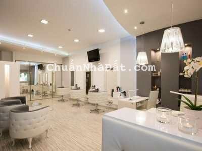 Cho thuê nhà mặt phố Vũ Phạm Hàm đoạn đẹp nhất 105m2 x 5 tầng thông sàn, mặt tiền 6m, mọi mô hình