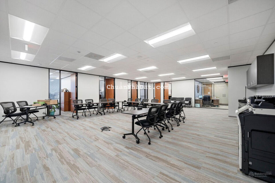 Cho thuê mặt bằng KD phố Trung Kính lớn, 110m2x4 tầng thông sàn, MT 6m, 75 triệu/th. LH 0987625181