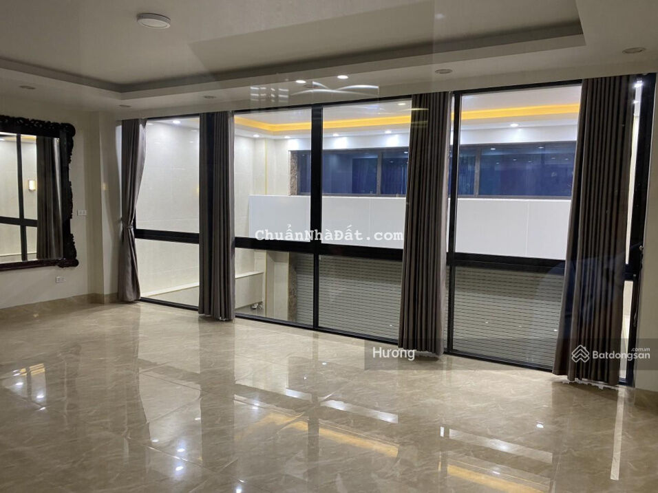 MP Nguyễn Khang, gần Đường Láng, Trần Duy Hưng, cafe, thời trang, VP DT 80m2*6 tầng, MT 5m giá 45tr