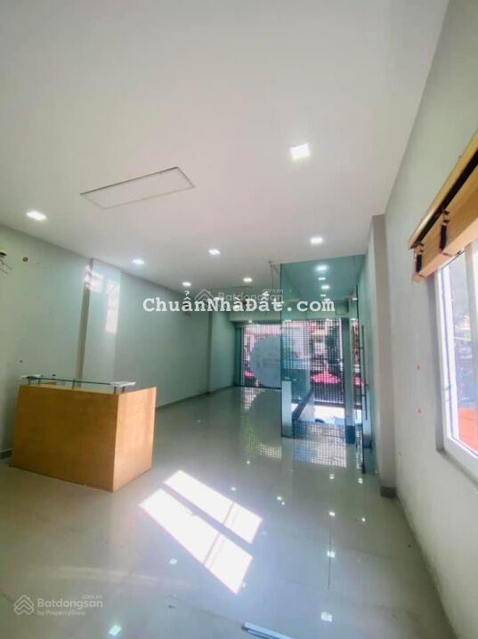 Cho thuê siêu phẩm 5 tầng Nguyễn Văn Linh - sát cầu Rồng - có thang máy Cho thuê siêu phẩm 5 tầng Nguyễn Văn Linh - sát cầu Rồng - có thang máy