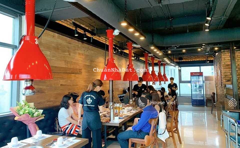 Nhà mặt tiền ngay sát Nguyễn Văn Linh cho thuê - Viet House Nhà mặt tiền ngay sát Nguyễn Văn Linh cho thuê - Viet House