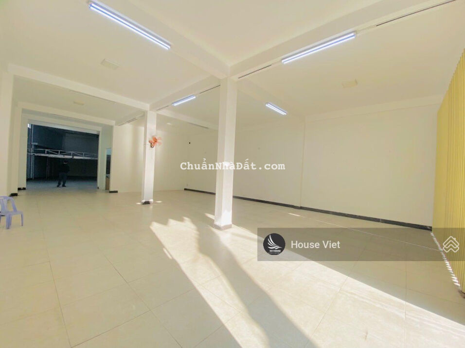 Chính chủ cần cho thuê nhà mặt tiền 375 Ông Ích Khiêm - ngang 9m Chính chủ cần cho thuê nhà mặt tiền 375 Ông Ích Khiêm - ngang 9m