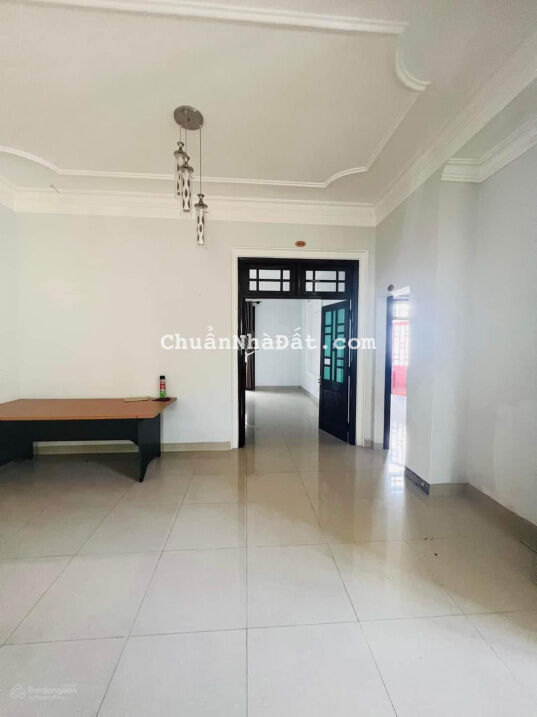 Cho thuê biệt thự rộng phố Hải Châu, Đà Nẵng Cho thuê biệt thự rộng phố Hải Châu, Đà Nẵng