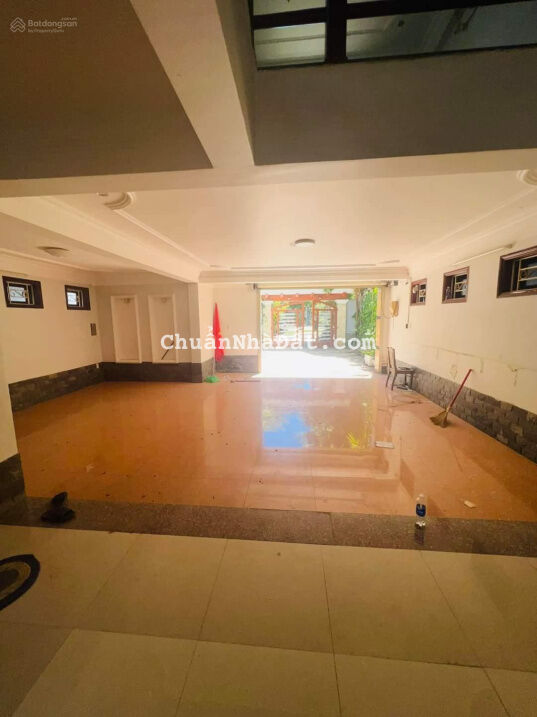 Cho thuê biệt thự rộng phố Hải Châu, Đà Nẵng Cho thuê biệt thự rộng phố Hải Châu, Đà Nẵng