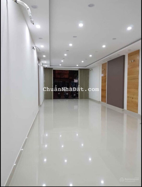 Cho thuê nhà 4 tầng đường Hàm Nghi, vị trí sát ngay Nguyễn Văn Linh