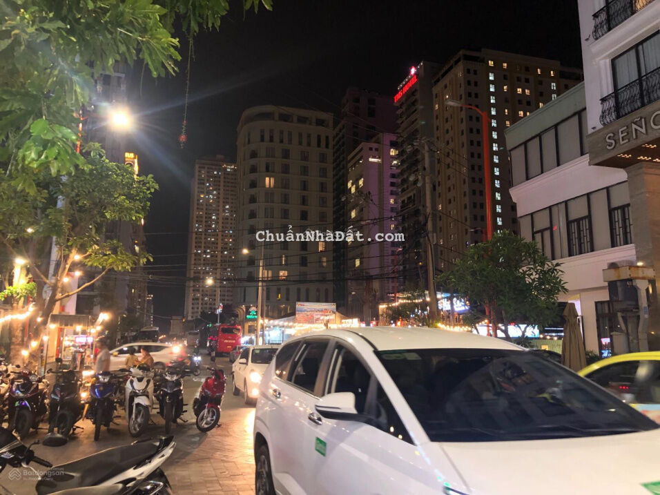 Cho thuê nhà hàng 2 tầng khu phố tây An Thượng, 180m2 x 2 tầng Cho thuê nhà hàng 2 tầng khu phố tây An Thượng, 180m2 x 2 tầng