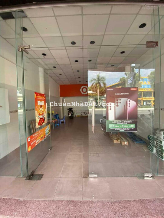Cho thuê nhà mặt tiền đường 3 tháng 2 thích hợp kinh doanh giá 35 triệu